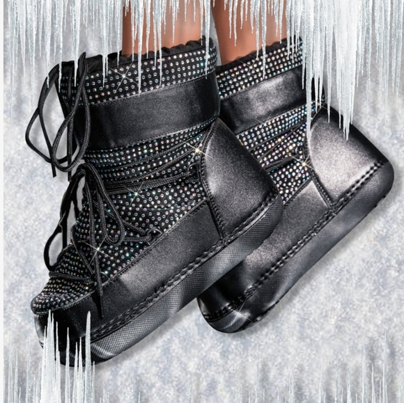 𝙇𝙖𝙨𝙩 𝙎𝙞𝙯 6 💎Rhinestone Embellished M🌚on - Picture 6 of 8